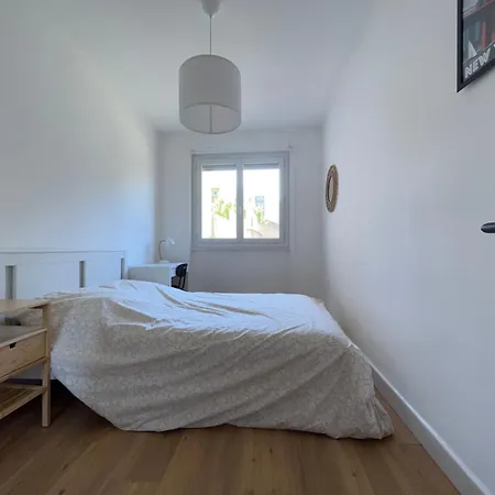 Appartement Le Lemptegy - Confortable T4 Proche De La Gare Avec Petit Balcon *