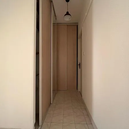 Appartement Le Lemptegy - Confortable T4 Proche De La Gare Avec Petit Balcon Clermont-Ferrand