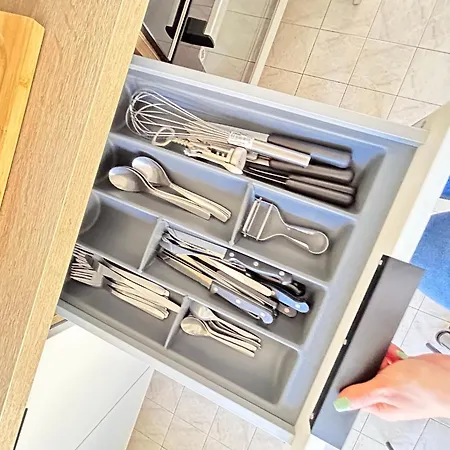 Le Lemptegy - Confortable T4 Proche De La Gare Avec Petit Balcon Appartement